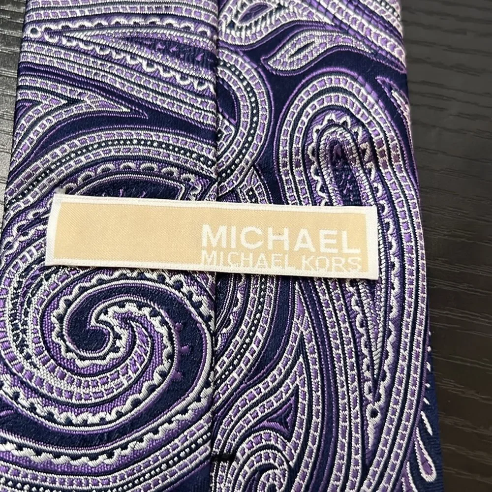 Classic Style Michael Kors Purple Paisley Tie / Necktie